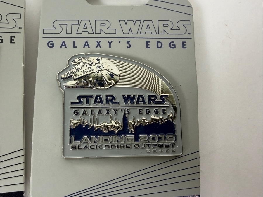 Disney Star Wars Galaxy’s Edge 2019 Passholder Limited Release 2-Pin Set - Millennium Falcon Cleared For Landing & Black Spire Outpost Landing 2019 Pins [Photo 2]
