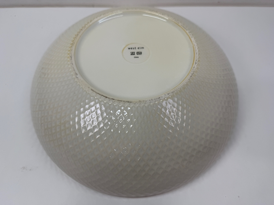 West Elm White Textured Ceramic Serving Bowl 12'W X 4'H (HA) [Photo 3]