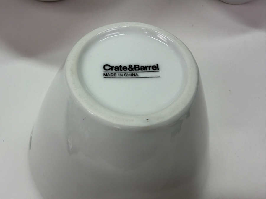 Crate & Barrel Kai White Porcelain Noodle And Soup Bowls With Integrated Cutout Handles 10.5'W And 6.25'W (HA) [Photo 5]
