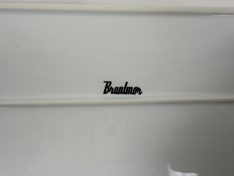 (4) Bruntmor White Ceramic Rectangular Serving Platters 14'W X 6'D (HA) [Photo 4]