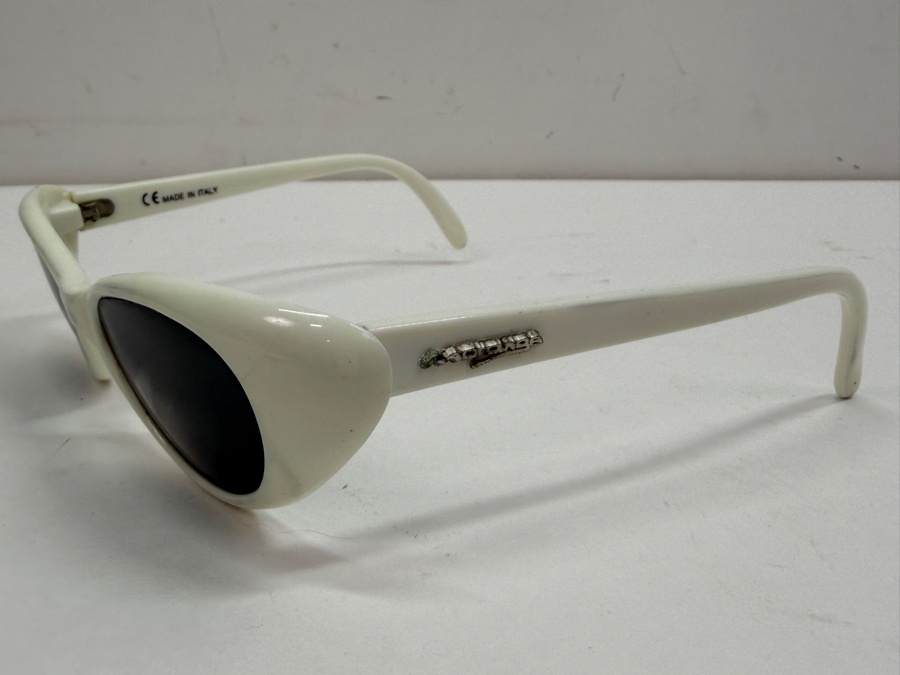 Vintage Morange 1990s White Cat-Eye Sunglasses With Dark Lenses Made In Italy (HA) [Photo 2]