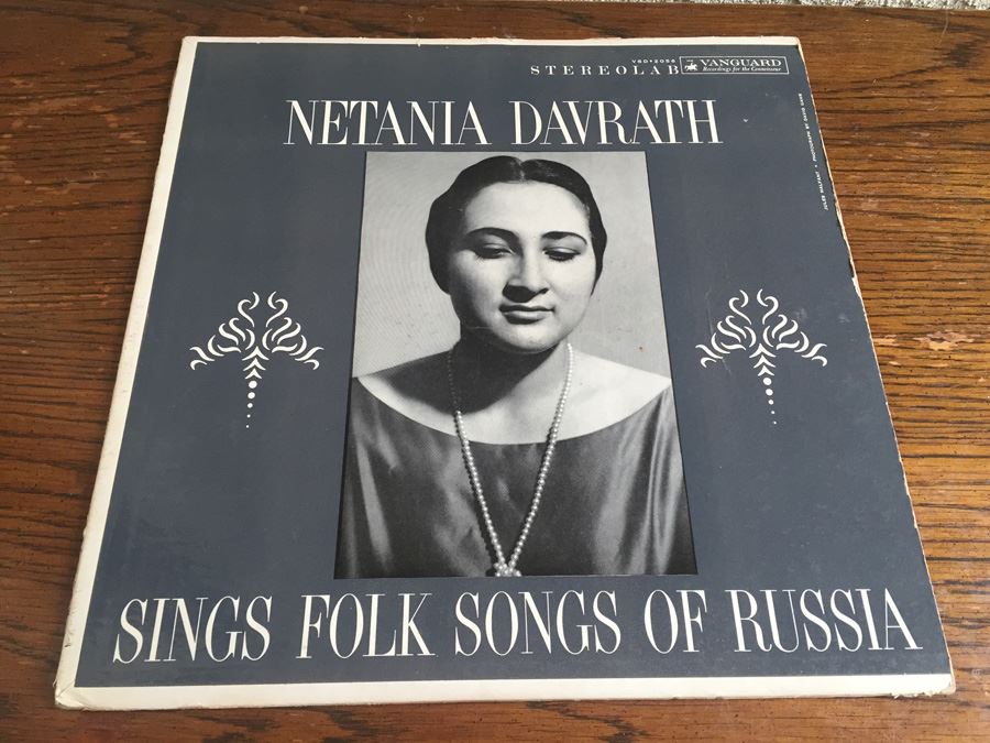 Netania Davrath - Sings Folk Songs Of Russia - Vanguard - VSD-2056 [Photo 1]