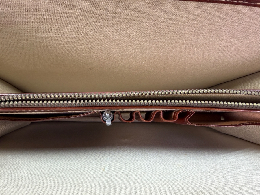 Bosca Old Leather Partners Briefcase In Hand-Stained Dark Brown Italian Vegetable-Tanned Leather With Brass Lock Clasp Retailed $750 (RSF)


 [Photo 5]