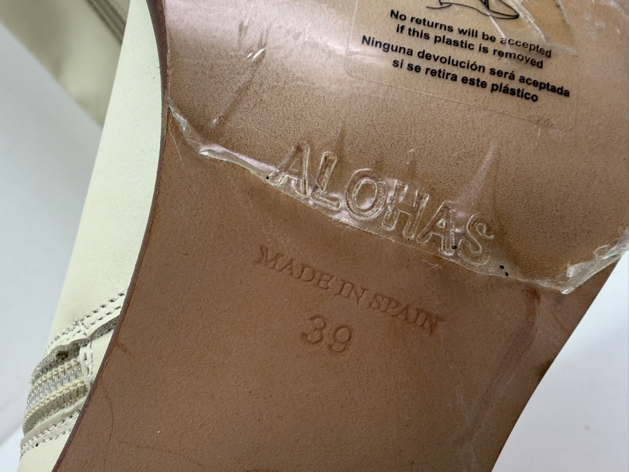 New Alohas East Leather Knee-High Square Toe Boots In Off-White Size 39 Retails $350 (HA) [Photo 4]