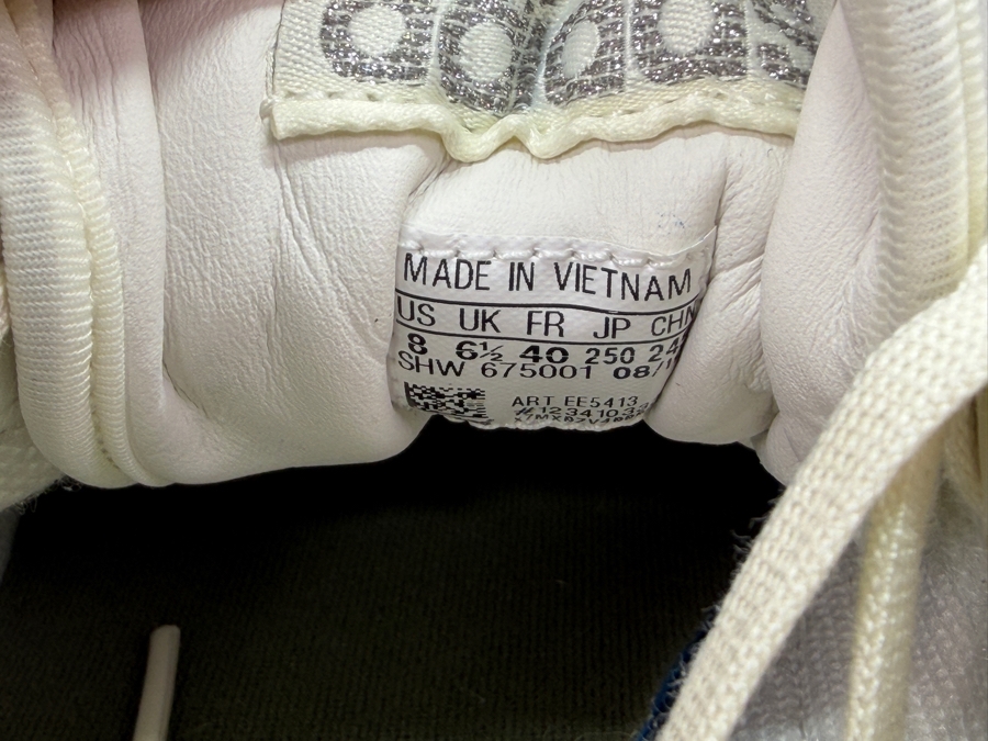 New Adidas Originals A.R. Trainer Sneakers In Off White Leather Size 8 Women's (HA) [Photo 6]
