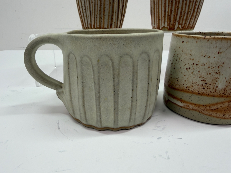Just Added - (4) Brooke Clunie Red Door Studio Art Pottery Hand Made In Byron Bay, Australia [Photo 2]