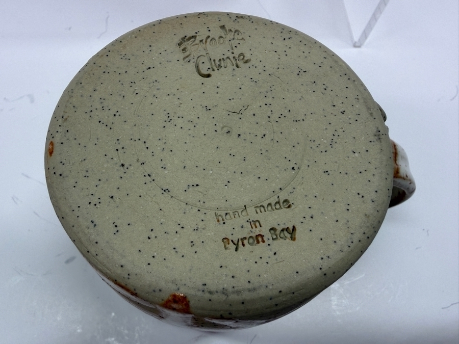 Just Added - (4) Brooke Clunie Red Door Studio Art Pottery Hand Made In Byron Bay, Australia [Photo 9]