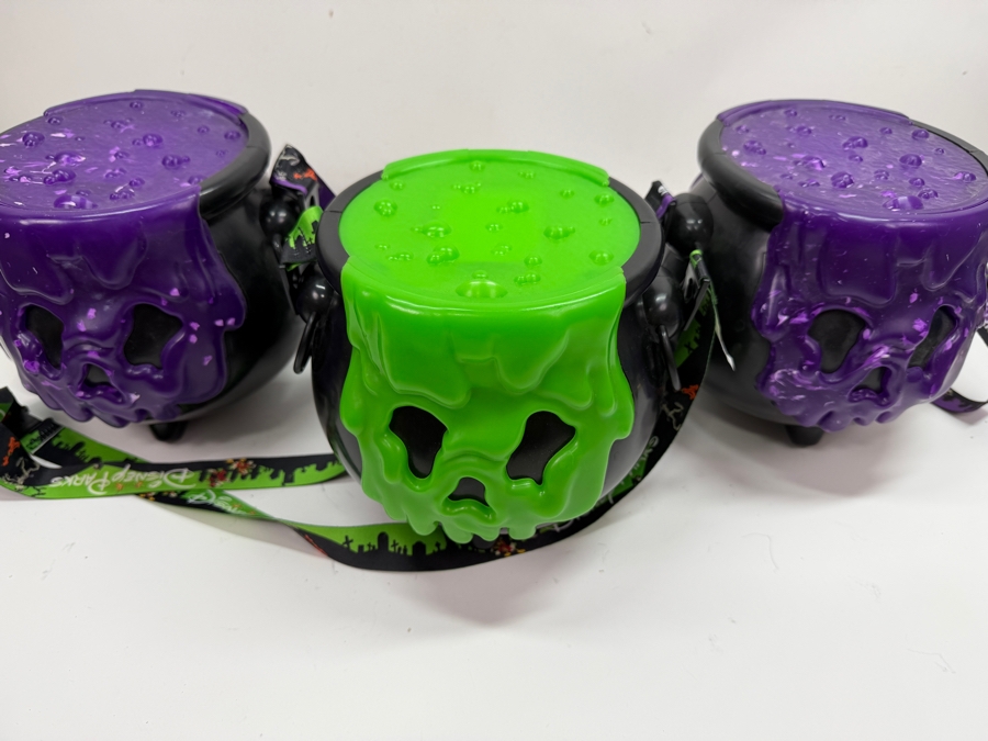 Disney Parks Halloween Poison Apple Cauldron Light-Up Popcorn Buckets - 2018 Green Edition & 2019 AP Exclusive Purple Edition 7'H [Photo 3]