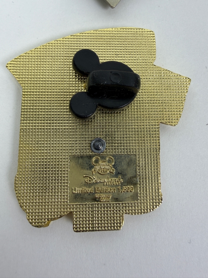 Disney Parks Limited Edition Pin Collection - Disneyland 2006 Lightning McQueen Opening Day, Seven Dwarfs 4th Of July 2004, Goofy #1 Presidents Day & Americana Mickey And Minnie Motorcycle [Photo 9]