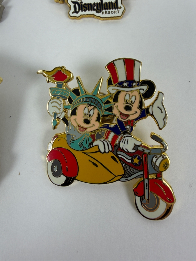 Disney Parks Limited Edition Pin Collection - Disneyland 2006 Lightning McQueen Opening Day, Seven Dwarfs 4th Of July 2004, Goofy #1 Presidents Day & Americana Mickey And Minnie Motorcycle [Photo 5]