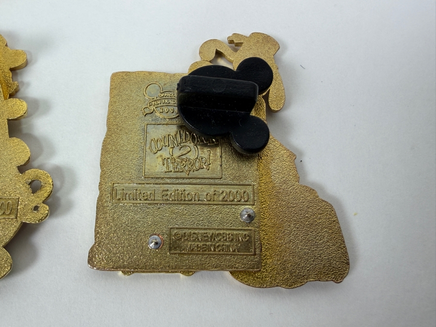 Disney Parks Limited Edition Holiday Pin Collection - Mickey Mouse Flag Day 2003, Pluto Election Day 2004, Stitch St. Patrick’s Day 2006 Dangle Pin & Goofy The Twilight Zone Tower Of Terror Countdown Series #1 Of 5 [Photo 7]