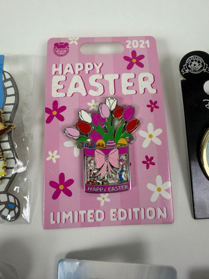 Disney Parks Collector Pin Set - Kronk Squeaker Squirrel, DSSH Chip ‘N’ Dale Popcorn, 2021 LE Easter Bouquet, Tron Identity Disc, Jack-Jack Pure Potential, D23 70 Years Of Magic & Mission Breakout AP [Photo 8]