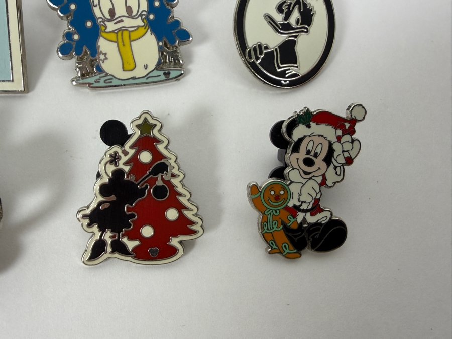 Disney Parks Collector Pin Set - EPCOT Buses, Disney Transport Main Street Plaza, Donald Duck Holiday Snowflakes, Jiminy Cricket Heart, And Mickey Mouse Holiday Treats [Photo 3]