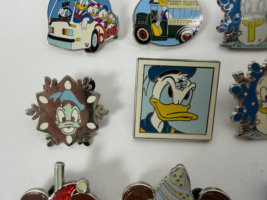 Disney Parks Collector Pin Set - EPCOT Buses, Disney Transport Main Street Plaza, Donald Duck Holiday Snowflakes, Jiminy Cricket Heart, And Mickey Mouse Holiday Treats [Photo 5]