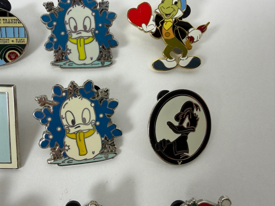 Disney Parks Collector Pin Set - EPCOT Buses, Disney Transport Main Street Plaza, Donald Duck Holiday Snowflakes, Jiminy Cricket Heart, And Mickey Mouse Holiday Treats [Photo 4]