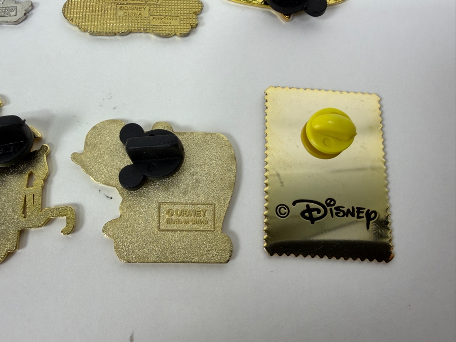 Disney Parks Collector Pin Set - USA Olympic 2004 Donald Duck Diving, 2017 Season’s Eatings Yeti Gingerbread, Disneyland 60th Ariel, Very Merry Christmas 2017 Minnie Bow, Holiday Donut, Donald & Goofy Caboose, And June 2002 Jiminy Cricket [Photo 10]