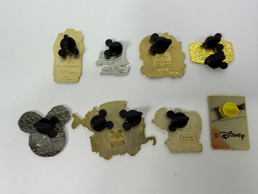 Disney Parks Collector Pin Set - USA Olympic 2004 Donald Duck Diving, 2017 Season’s Eatings Yeti Gingerbread, Disneyland 60th Ariel, Very Merry Christmas 2017 Minnie Bow, Holiday Donut, Donald & Goofy Caboose, And June 2002 Jiminy Cricket [Photo 8]