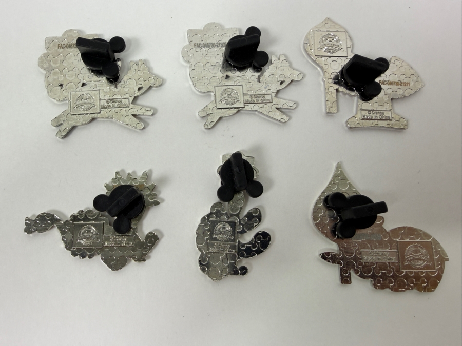 Disney Parks 'it's a small world' Mystery Collection - Goodbye Series 2019 - 6-Pin Set Featuring Character Icons And Signs [Photo 7]