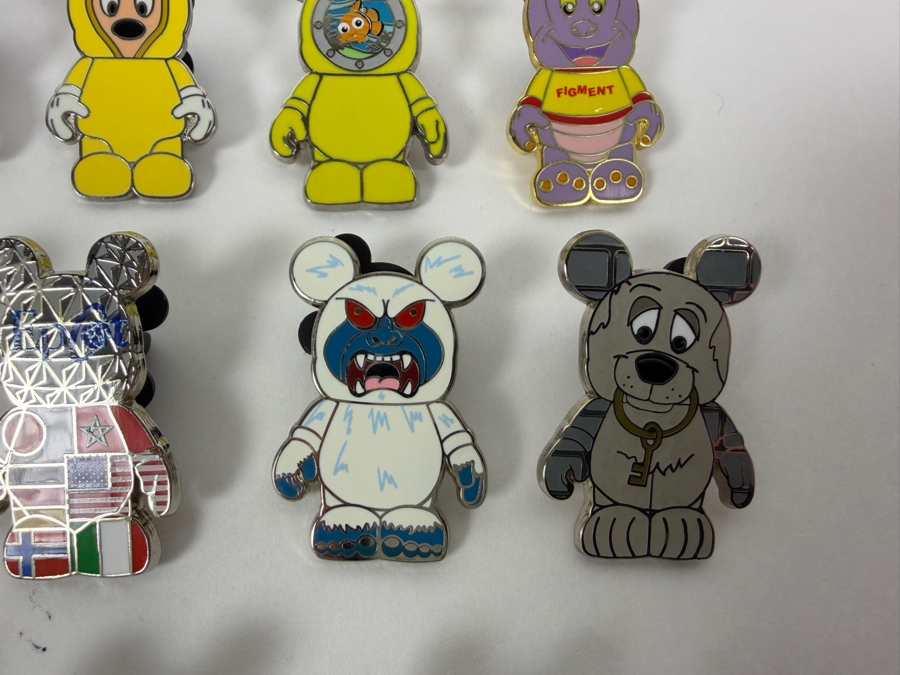 Disney Parks Vinylmation Mystery Pin Collection - Assorted Park & Urban Series Limited Release Trading Pins [Photo 5]