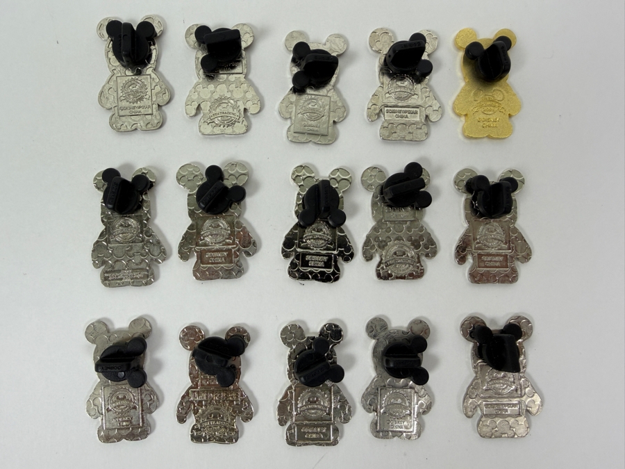 Disney Parks Vinylmation Mystery Pin Collection - Assorted Park & Urban Series Limited Release Trading Pins [Photo 11]