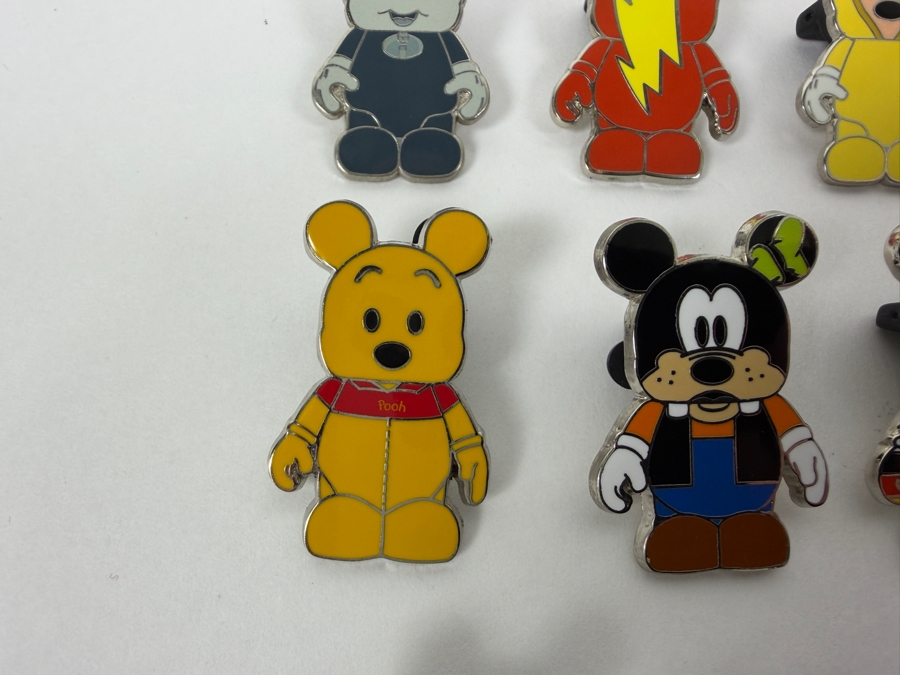 Disney Parks Vinylmation Mystery Pin Collection - Assorted Park & Urban Series Limited Release Trading Pins [Photo 7]
