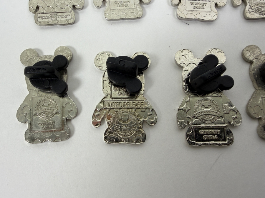 Disney Parks Vinylmation Mystery Pin Collection - Assorted Park & Urban Series Limited Release Trading Pins [Photo 12]