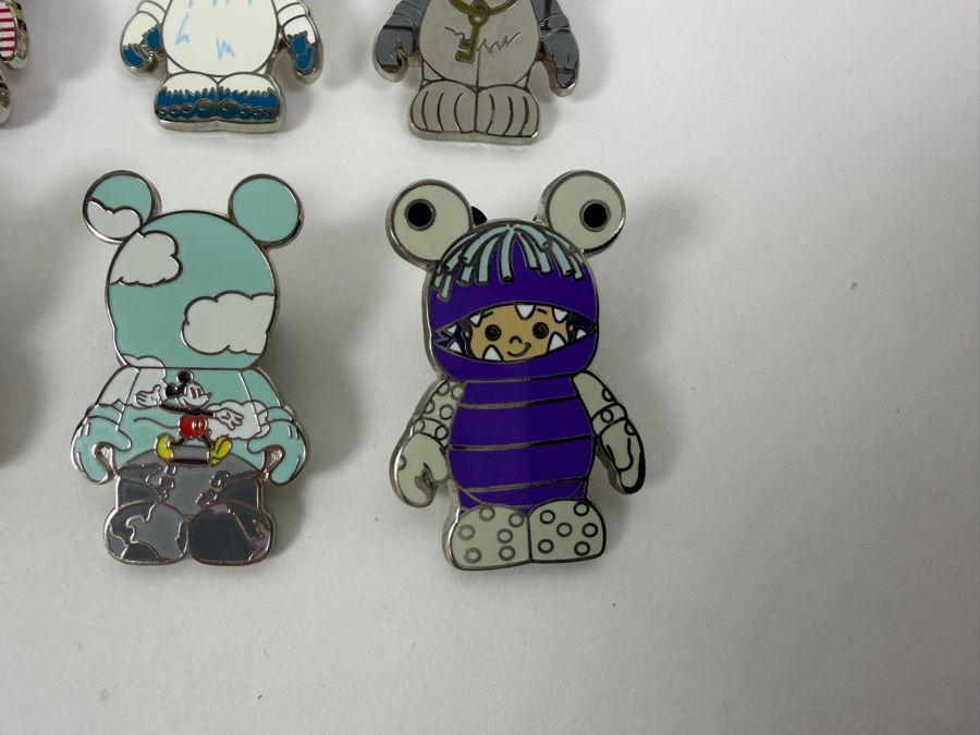 Disney Parks Vinylmation Mystery Pin Collection - Assorted Park & Urban Series Limited Release Trading Pins [Photo 4]