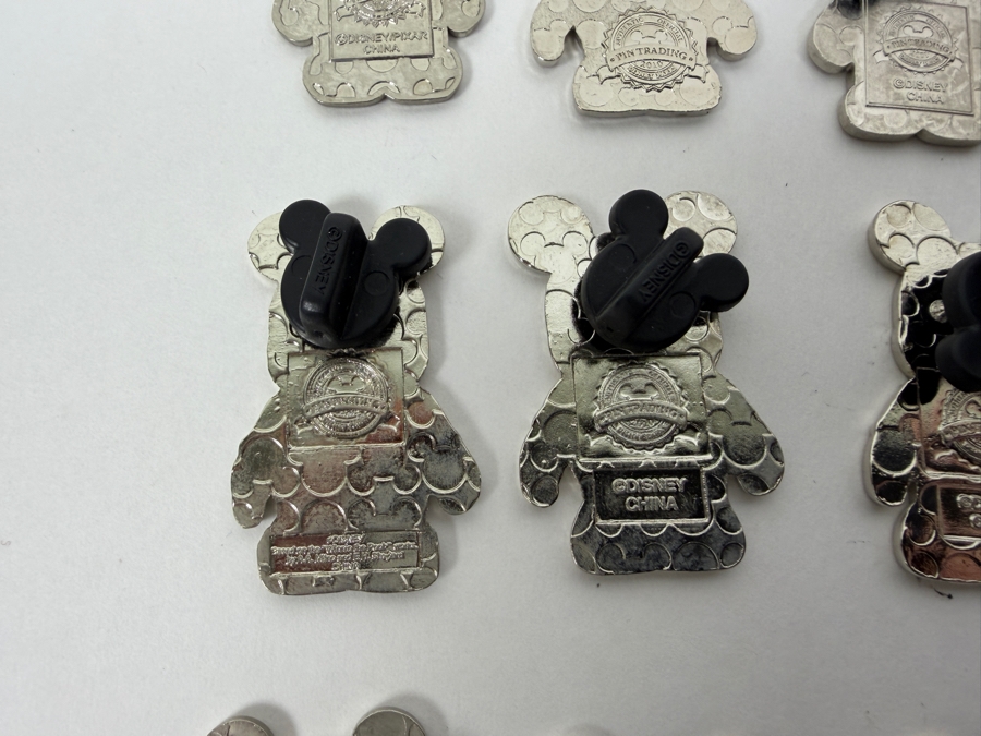 Disney Parks Vinylmation Mystery Pin Collection - Assorted Park & Urban Series Limited Release Trading Pins [Photo 15]