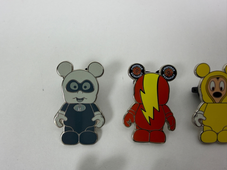 Disney Parks Vinylmation Mystery Pin Collection - Assorted Park & Urban Series Limited Release Trading Pins [Photo 8]