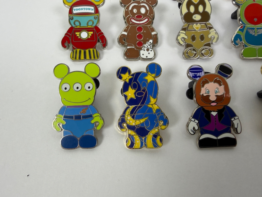 Disney Parks Vinylmation Mystery Pin Collection - Assorted Park & Urban Series Limited Release Trading Pins [Photo 2]