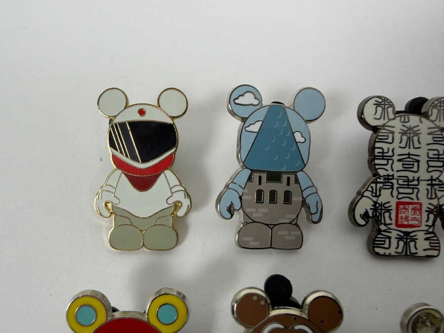 Disney Parks Vinylmation Mystery Pin Collection - Assorted Park & Urban Series Limited Release Trading Pins [Photo 8]