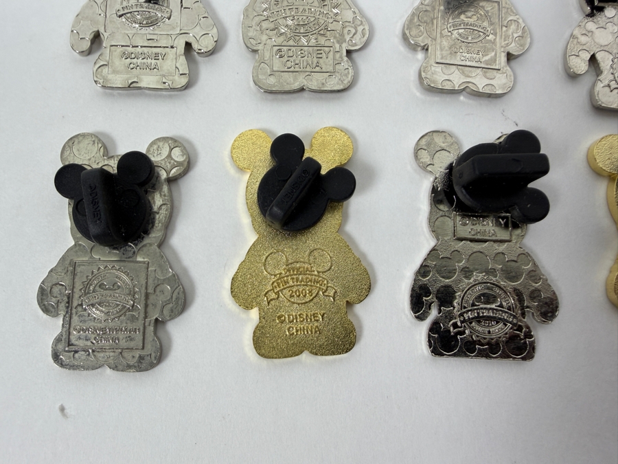 Disney Parks Vinylmation Mystery Pin Collection - Assorted Park & Urban Series Limited Release Trading Pins [Photo 13]