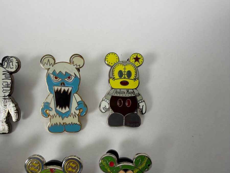 Disney Parks Vinylmation Mystery Pin Collection - Assorted Park & Urban Series Limited Release Trading Pins [Photo 10]