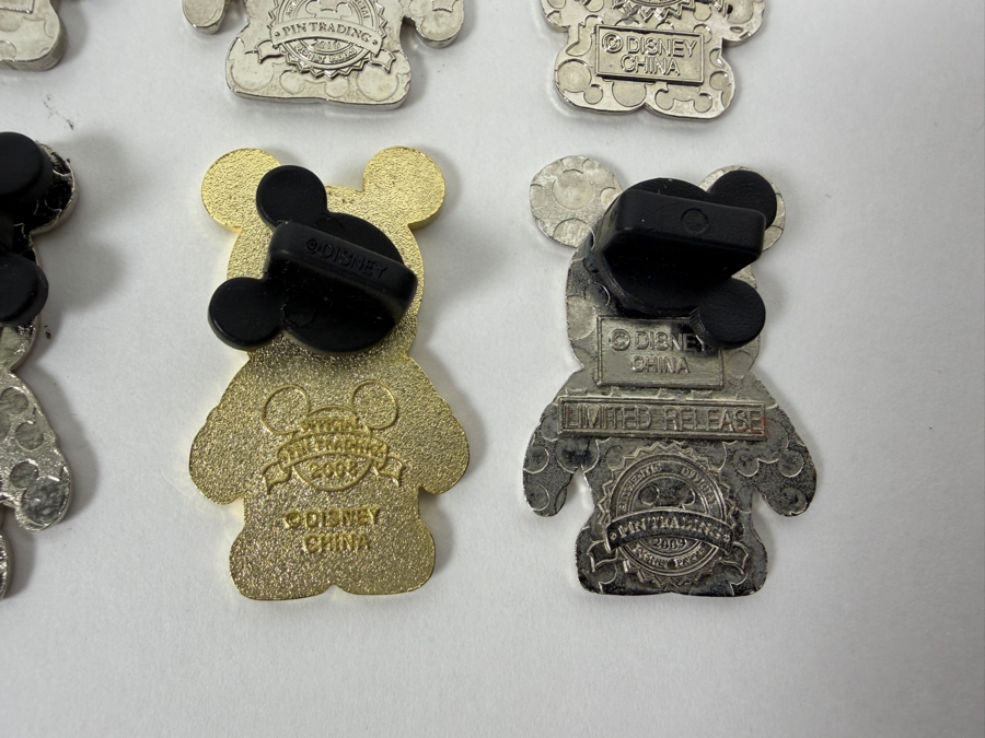 Disney Parks Vinylmation Mystery Pin Collection - Assorted Park & Urban Series Limited Release Trading Pins [Photo 12]