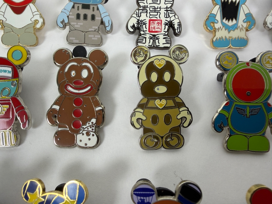Disney Parks Vinylmation Mystery Pin Collection - Assorted Park & Urban Series Limited Release Trading Pins [Photo 6]
