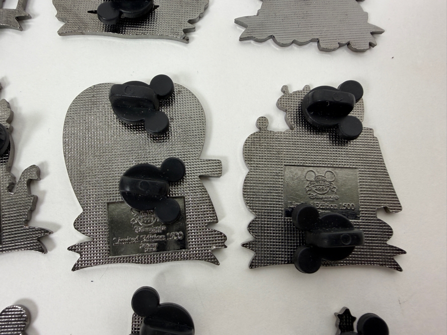 Disney Parks 12 Days Of Christmas 2004 Collector Pin Set - 12-Pin Holiday Character Collection - Limited Edition 1500 [Photo 12]