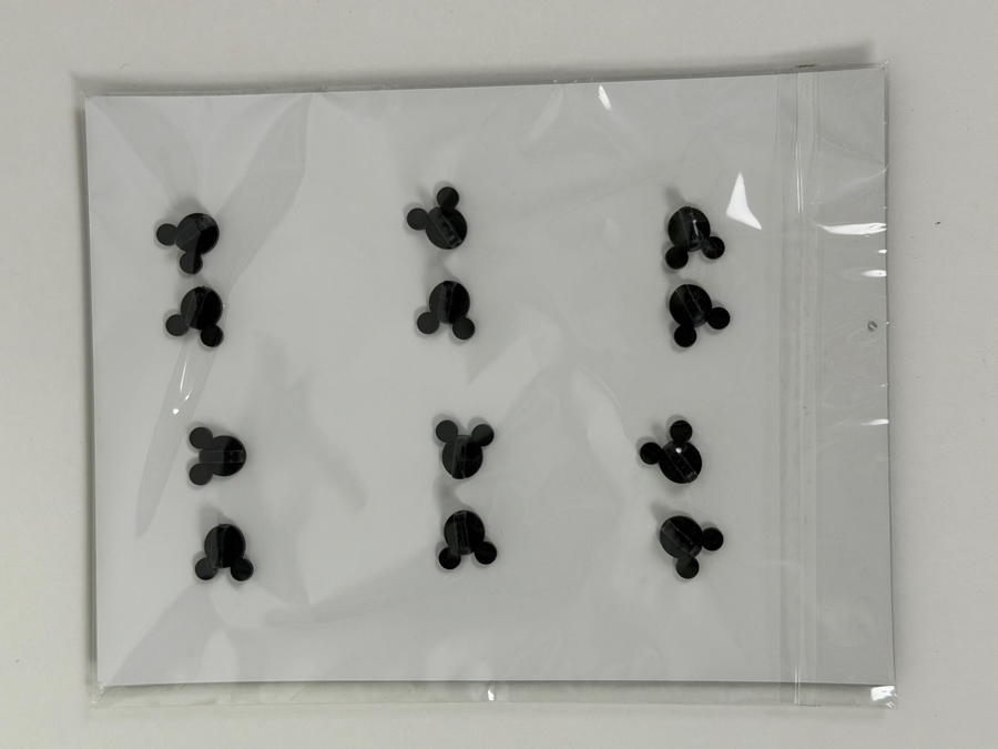 Disney D23 Gold Member Fantastic Worlds Pin Set - 2020 Anniversary Release 6-Pin Travel-Inspired Collection Featuring Star Wars, Marvel, And Pixar Destinations [Photo 6]