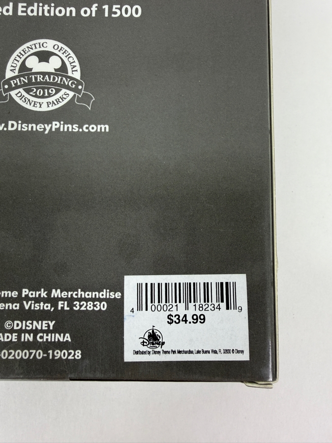 Walt Disney's Lady And The Tramp VHS Tape Cover Style Collectible Enamel Pin In Original Packaging [Photo 4]