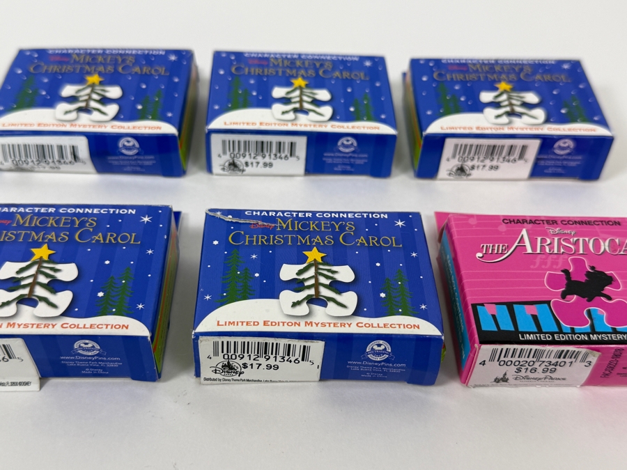Disney Character Connection Mickey's Christmas Carol And The Aristocats Limited Edition Mystery Pin Box Set [Photo 3]