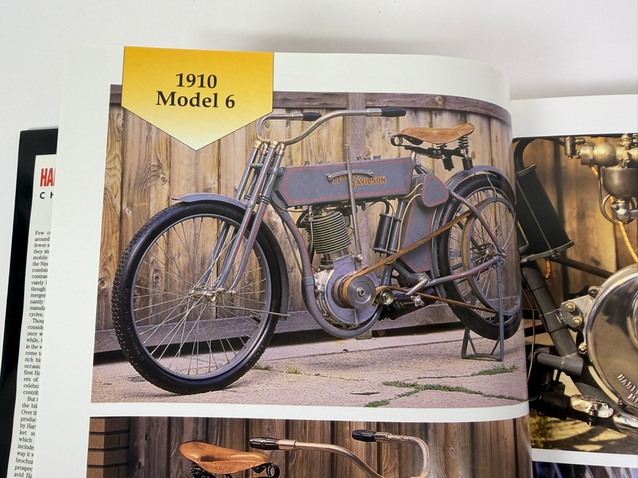 Just Added - Harley-Davidson Chronicle: An American Original By Doug Mitchel Hardcover Coffee Table Book Publications International
 [Photo 5]