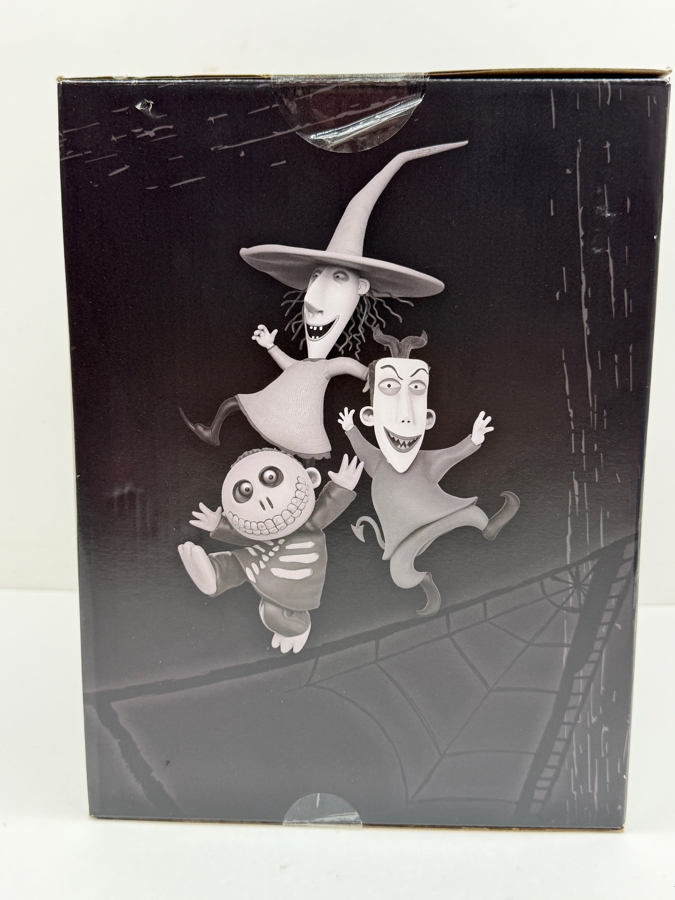 Disney Parks The Nightmare Before Christmas Behemoth Nutcracker 30th Anniversary Commemorative Figurine [Photo 4]