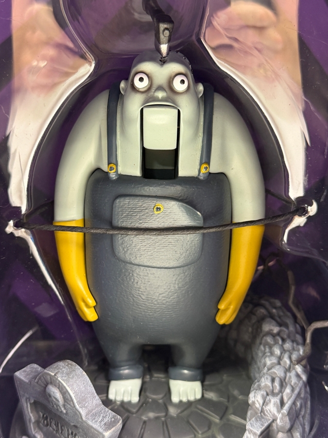 Disney Parks The Nightmare Before Christmas Behemoth Nutcracker 30th Anniversary Commemorative Figurine [Photo 2]