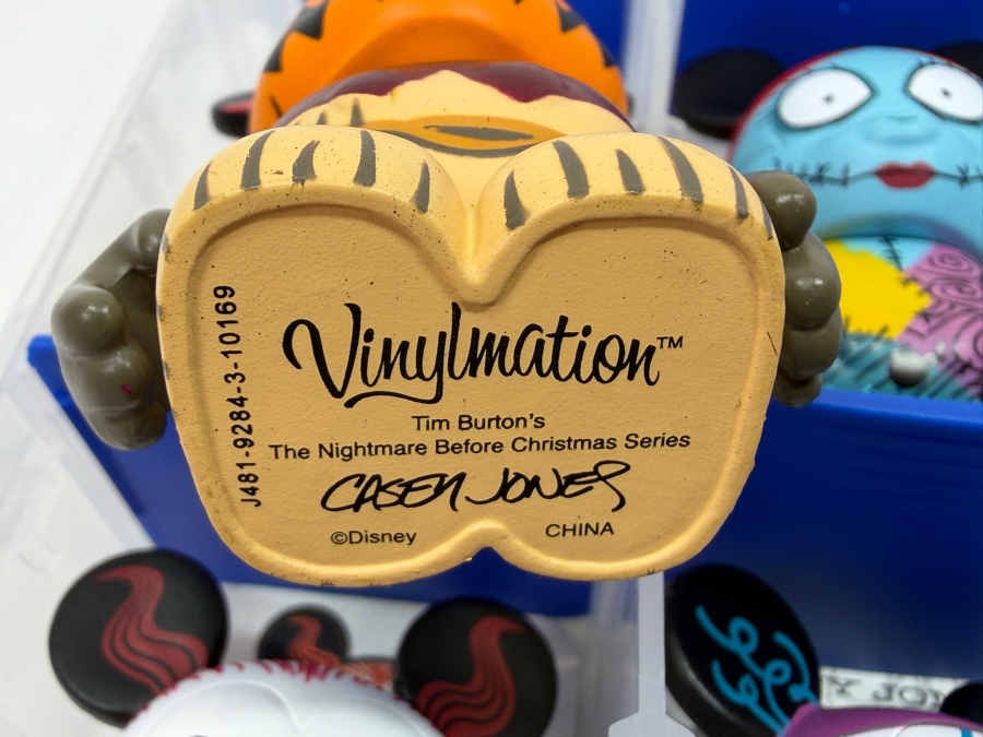 Disney Vinylmation The Nightmare Before Christmas Series 1 Complete Set Of 12 Figures Including Jack Skellington, Sally, Oogie Boogie, And Sandy Claws [Photo 10]