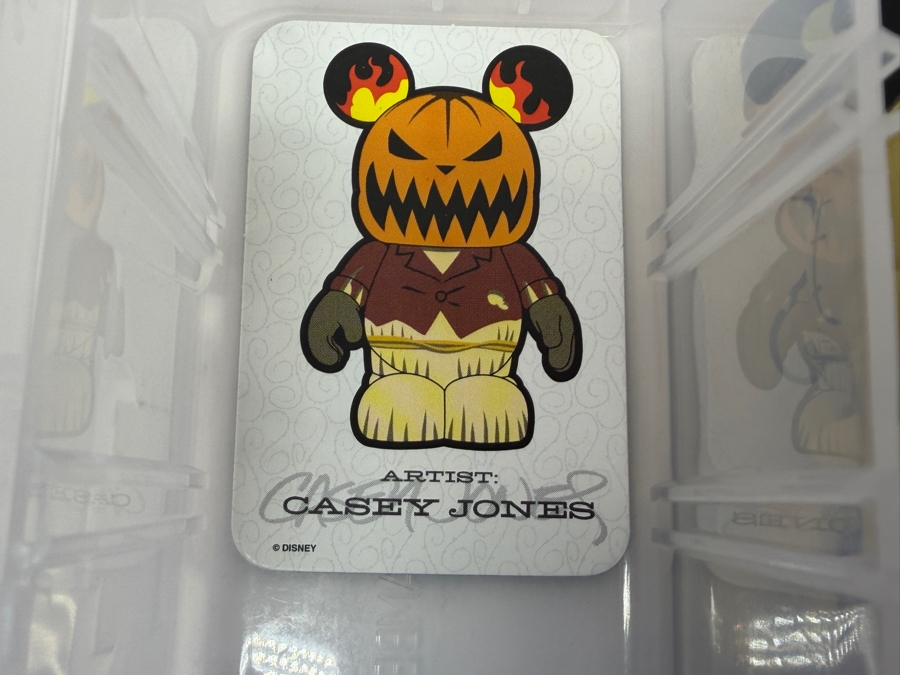 Disney Vinylmation The Nightmare Before Christmas Series 1 Complete Set Of 12 Figures Including Jack Skellington, Sally, Oogie Boogie, And Sandy Claws [Photo 9]