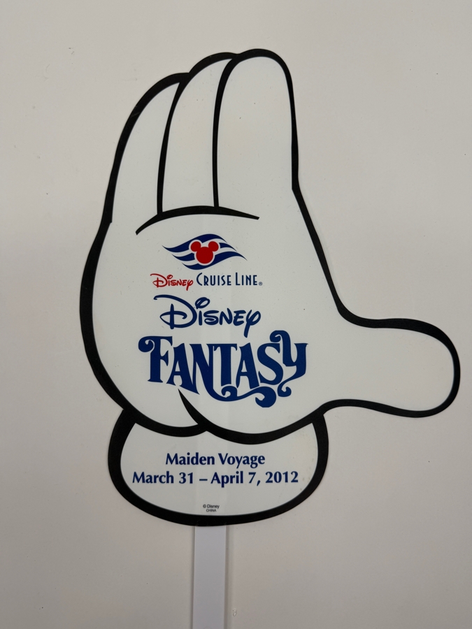 Disney Cruise Line Disney Fantasy Maiden Voyage Mickey Mouse Hand Commemorative Handheld Fan 20'H [Photo 2]