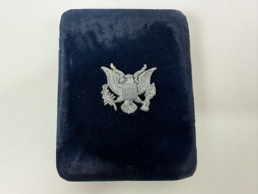 1998 United States American Silver Eagle One Ounce Fine Silver Proof Coin In Original Government Velvet Presentation Case And Protective Capsule
 [Photo 9]