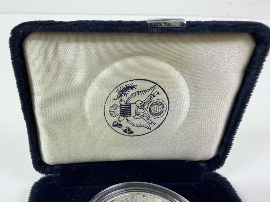 1998 United States American Silver Eagle One Ounce Fine Silver Proof Coin In Original Government Velvet Presentation Case And Protective Capsule
 [Photo 8]