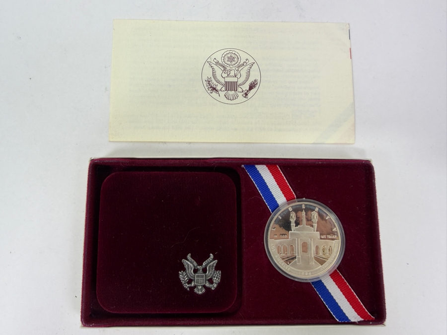 1984 Los Angeles Olympic Silver Dollar Proof Coin In Original Red Velvet Presentation Box [Photo 3]