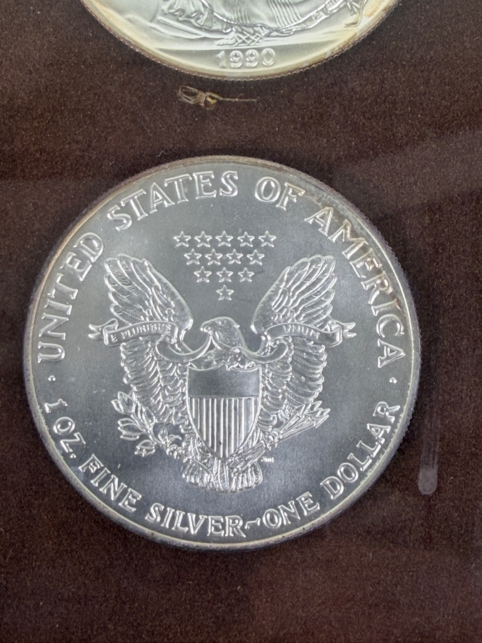 Pair Of Uncirculated 1990 American Silver Eagle Coins 99.9% Pure Silver Framed [Photo 5]