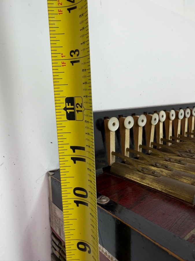 Vintage M. Hohner Grand Prix Philadelphia 1926 Melodeon Diatonic Accordion 10 Button 12W X 13D X 6.5H (RSF)
 [Photo 13]